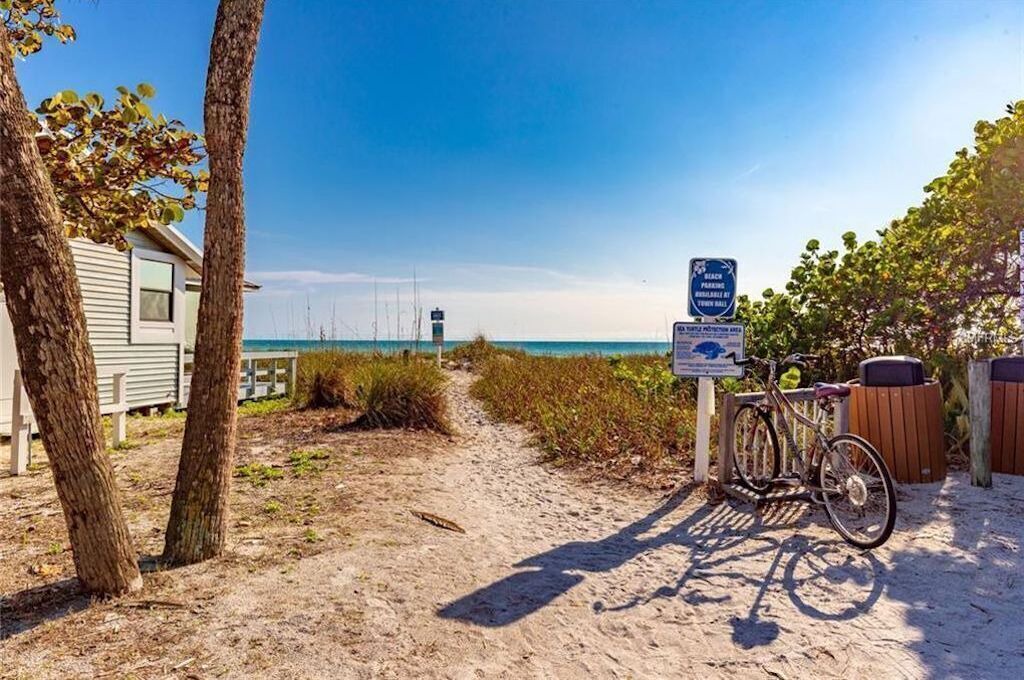 Photo of Others in Longboat Key