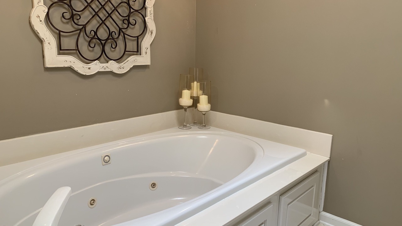 Photo of Bathroom in Abbeville