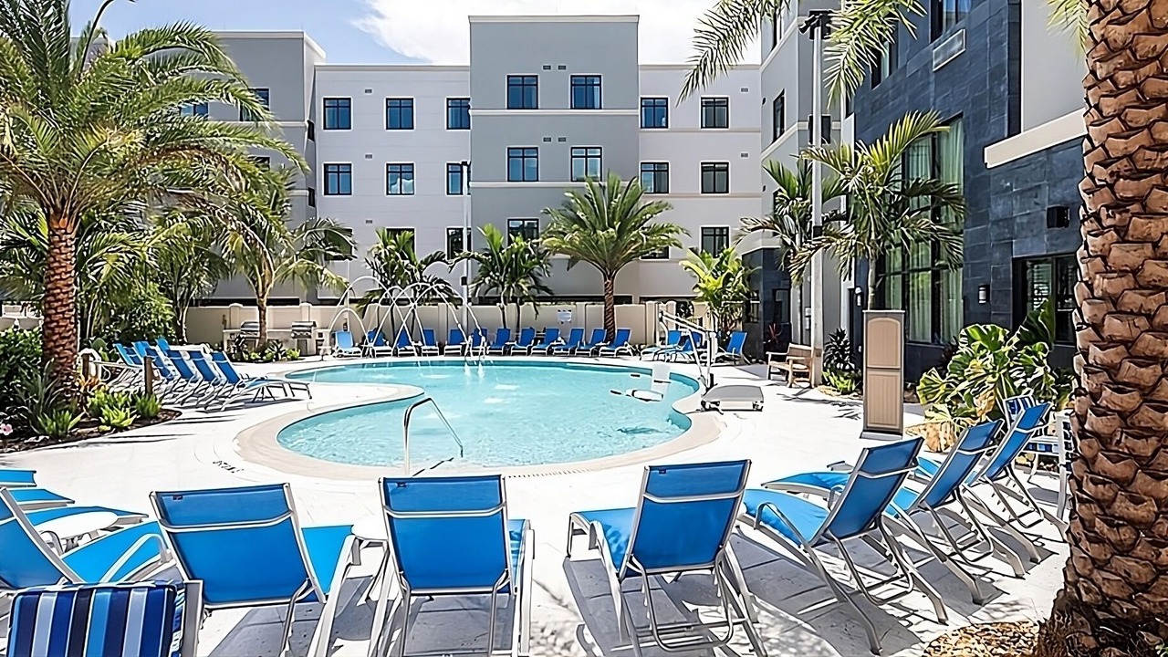 Photo of Outdoor in Naples