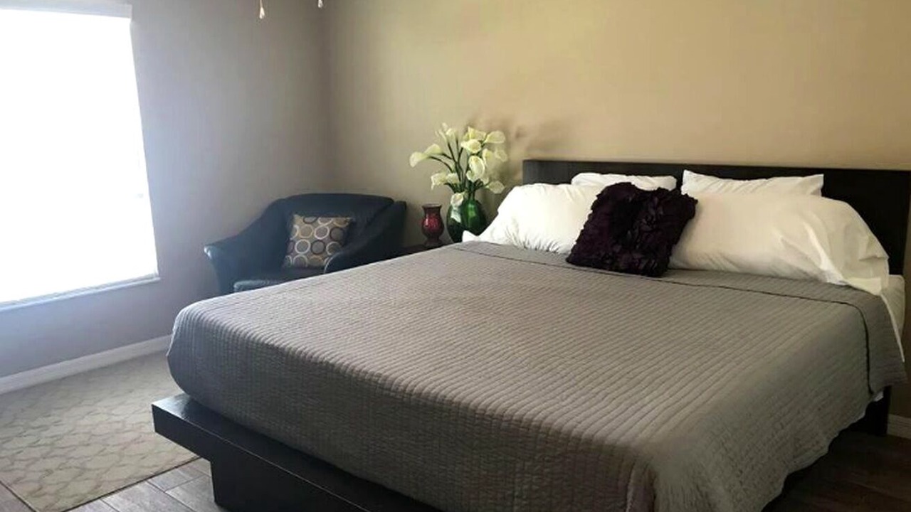 Photo of Bedroom in Winter Haven