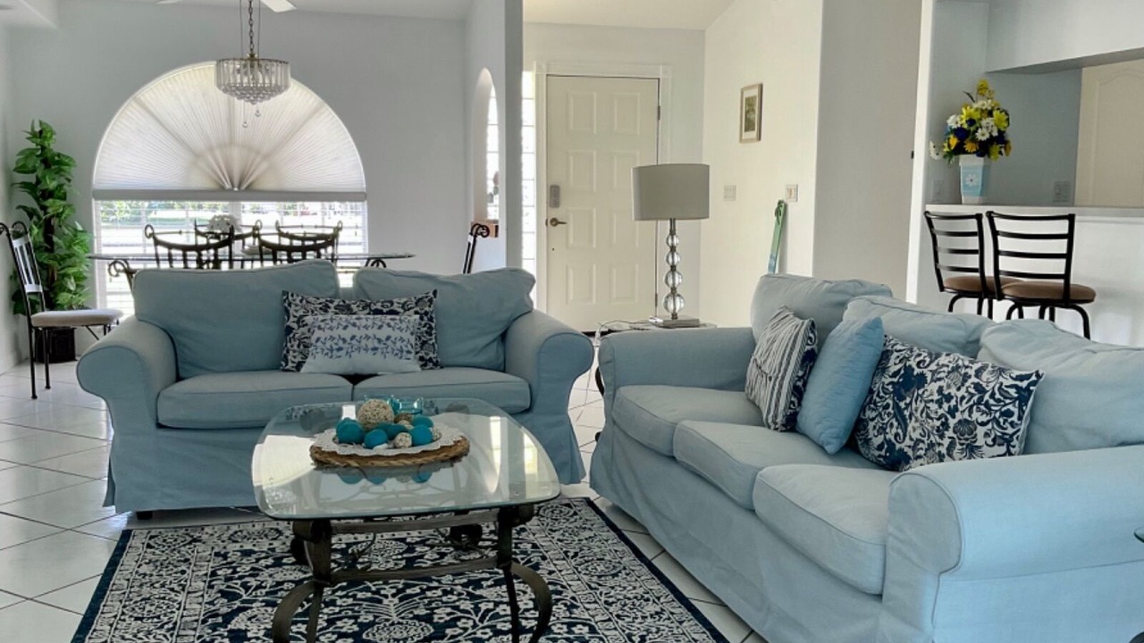 Photo of Livingroom in Eisenhower