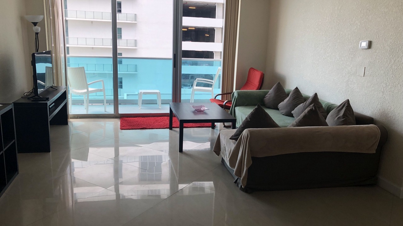 Photo of Livingroom in Hollywood South Central Beach