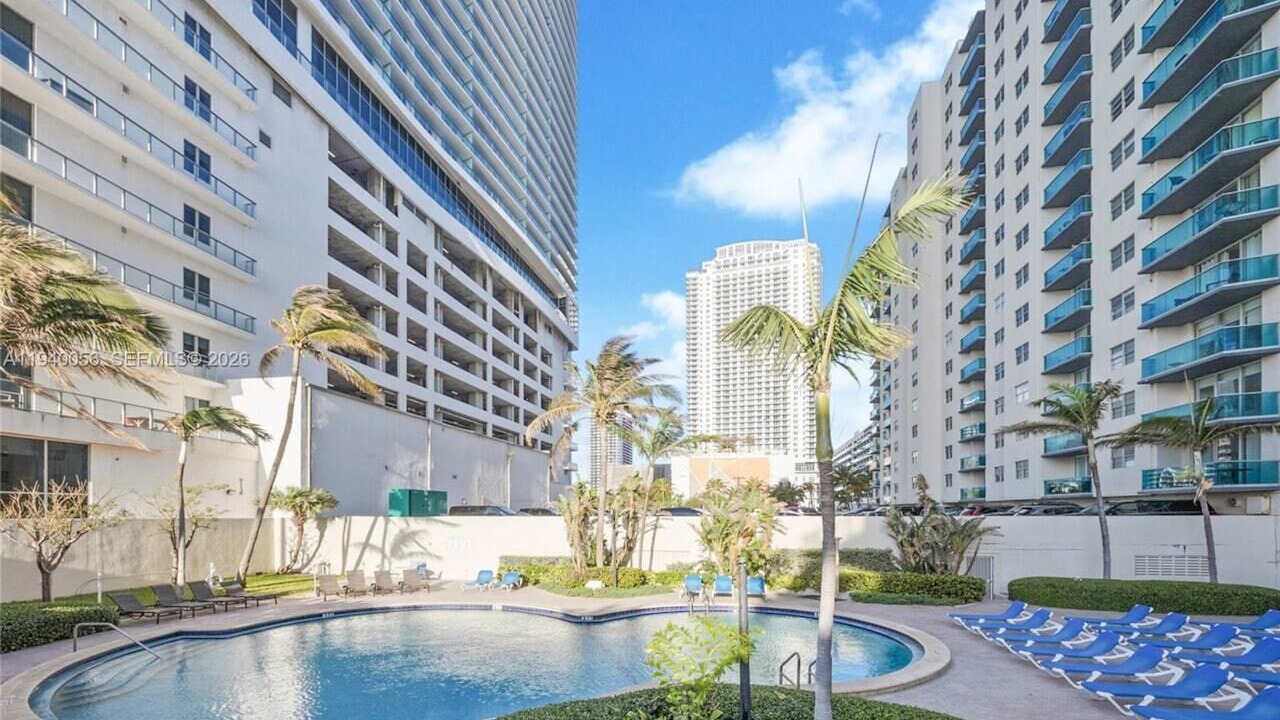 Photo of Outdoor in Hollywood South Central Beach