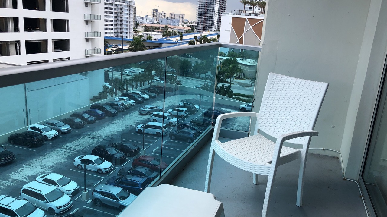Photo of Outdoor in Hollywood South Central Beach