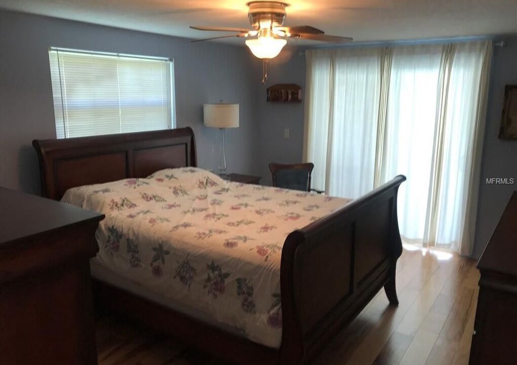Photo of Bedroom in Hudson