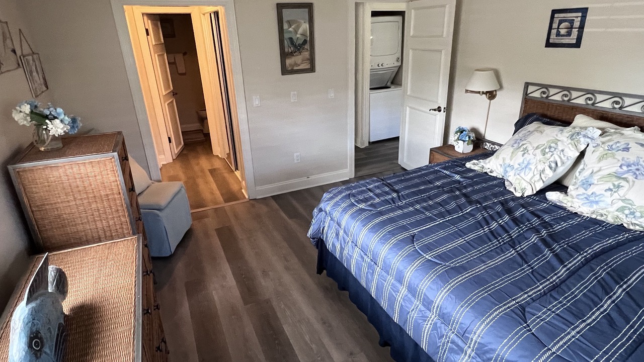 Photo of Bedroom in Royal Harbor