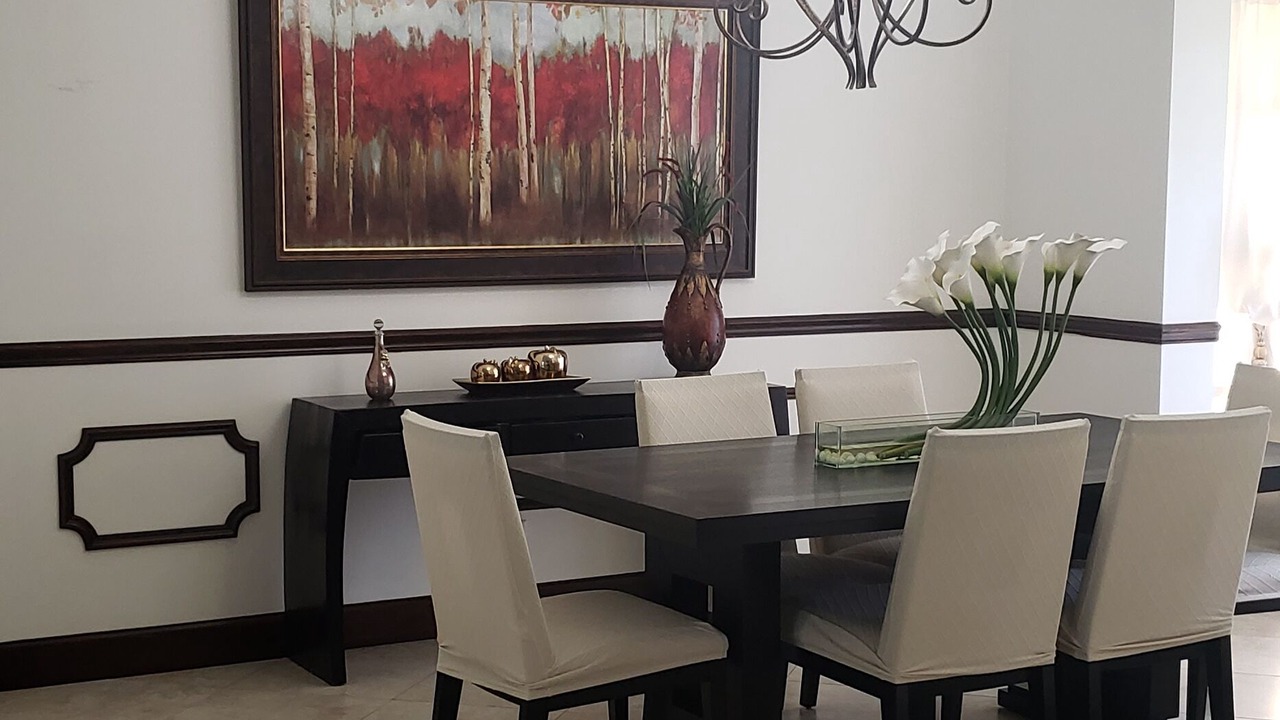 Photo of Bedroom in Greenview Shores