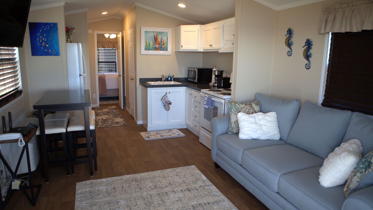 Photo of Livingroom in Eastpoint