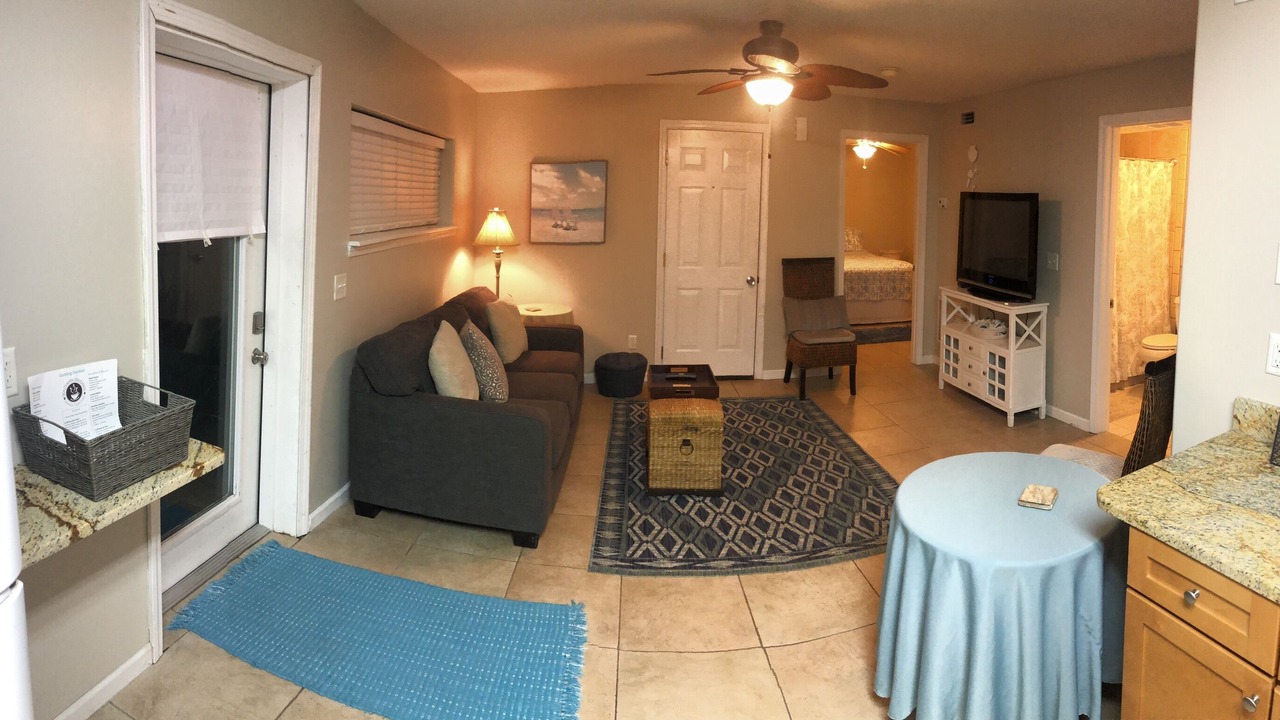 Photo of Livingroom in Jacksonville Beach
