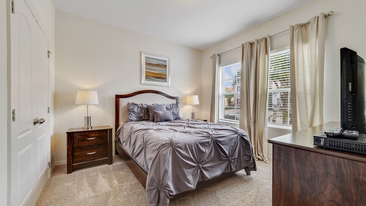 Photo of Bedroom in Loughman