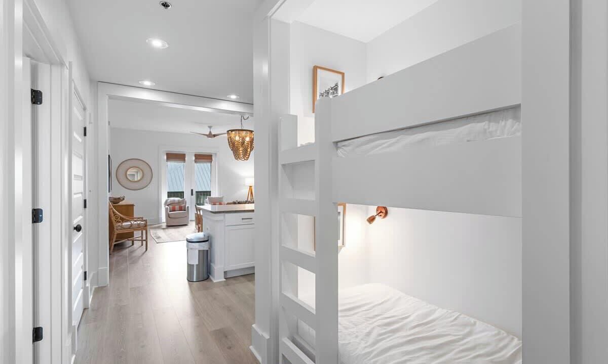 Photo of Bedroom in Santa Rosa Beach