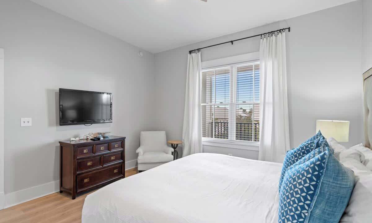 Photo of Bedroom in Santa Rosa Beach