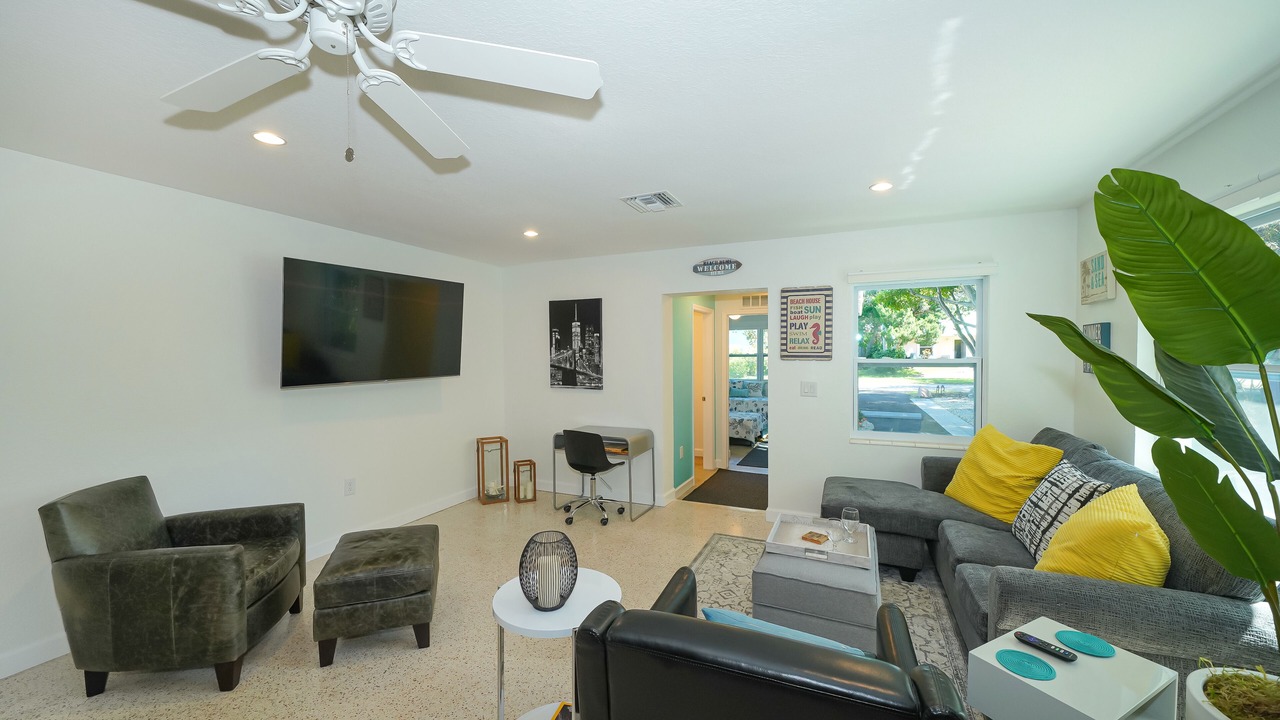 Photo of Livingroom in South Sarasota