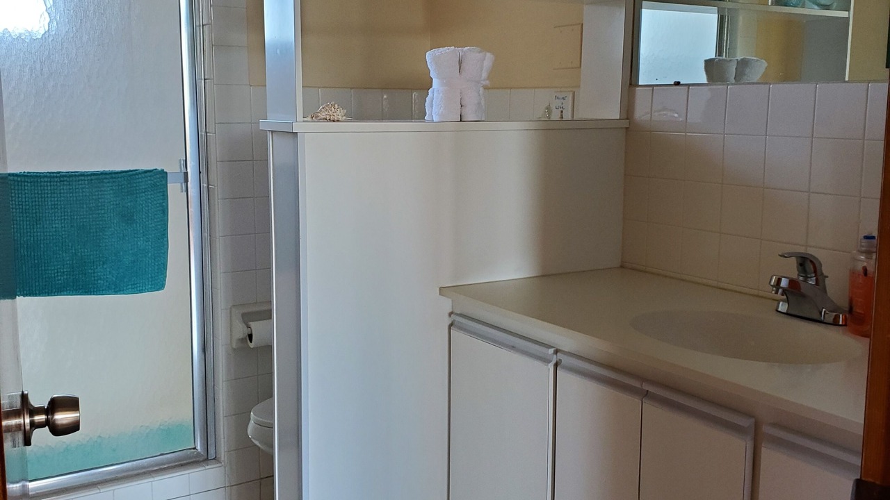 Photo of Bathroom in Marathon