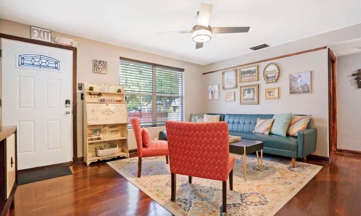 Photo of Bedroom in Downtown Historic District