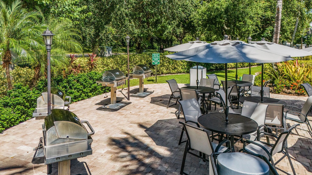 Photo of Outdoor in Naples