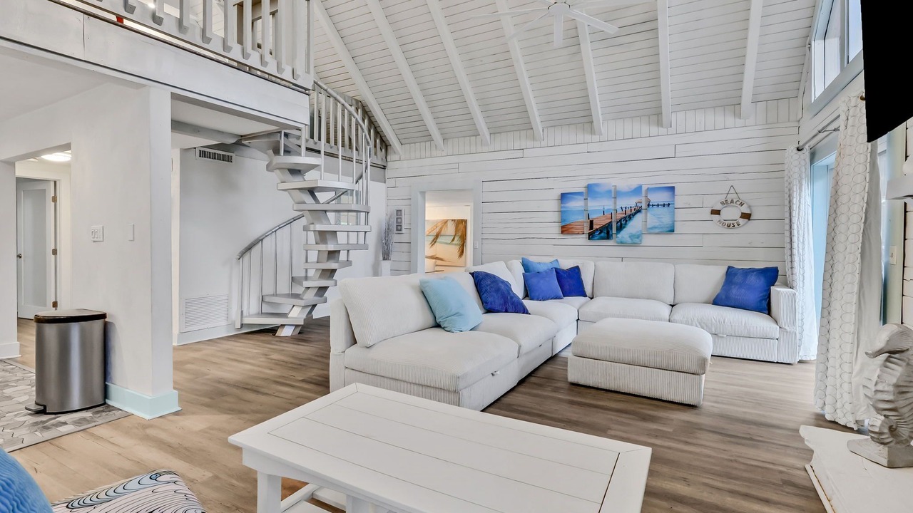 Photo of Livingroom in Daytona Beach