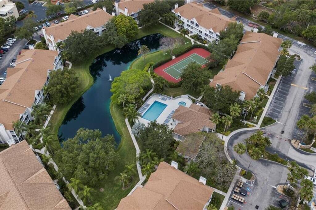 Photo of Others in Central Sarasota