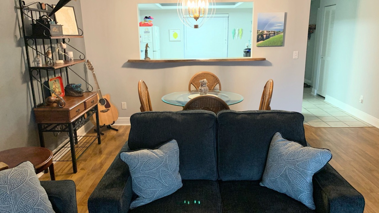 Photo of Livingroom in Caloosahatchee