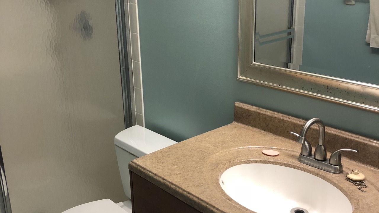 Photo of Bathroom in Tropic