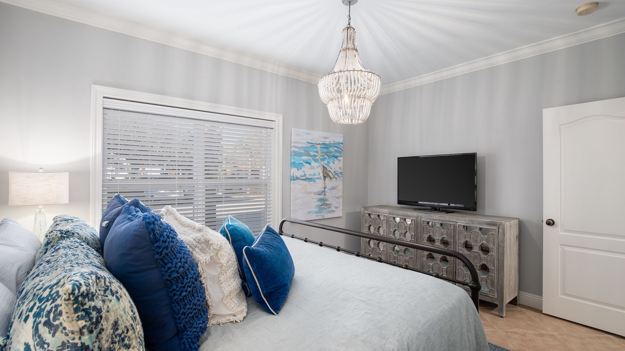 Photo of Bedroom in Emerald Waters Village