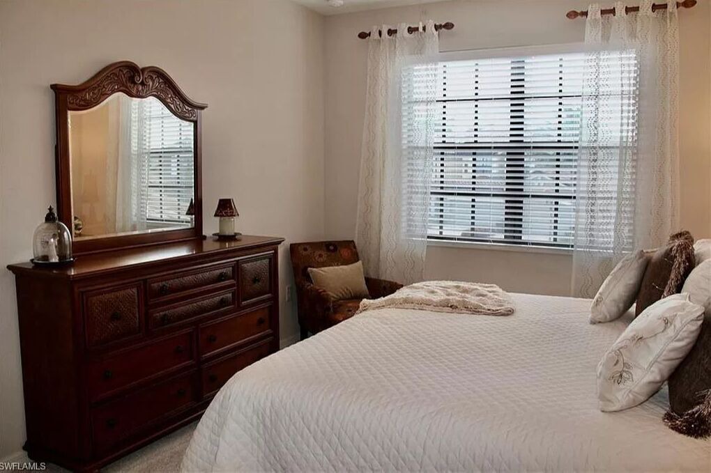 Photo of Bedroom in Naples