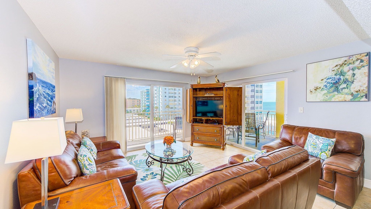 Photo of Livingroom in North Redington Beach