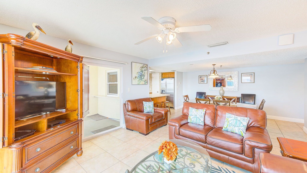Photo of Livingroom in North Redington Beach