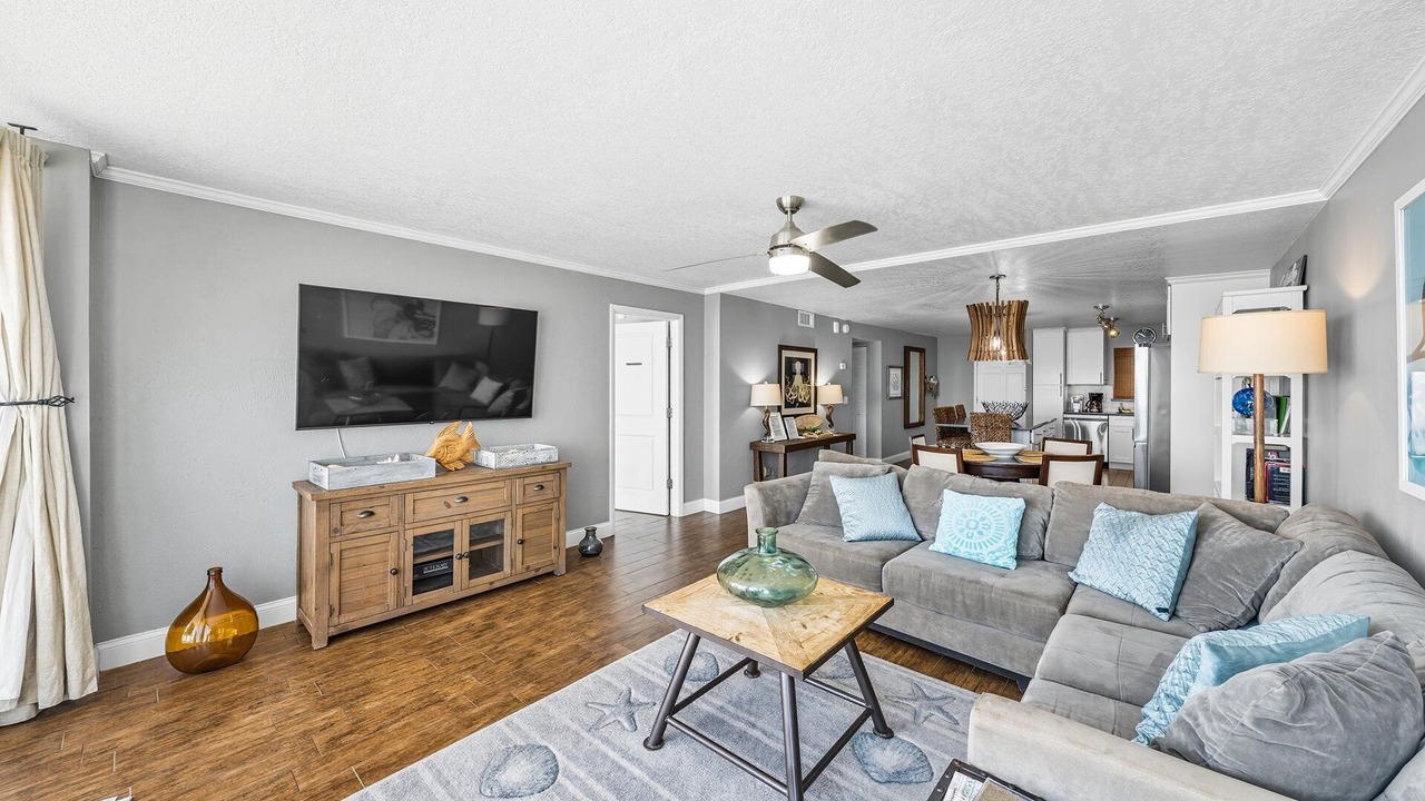 Photo of Livingroom in Daytona Beach Shores