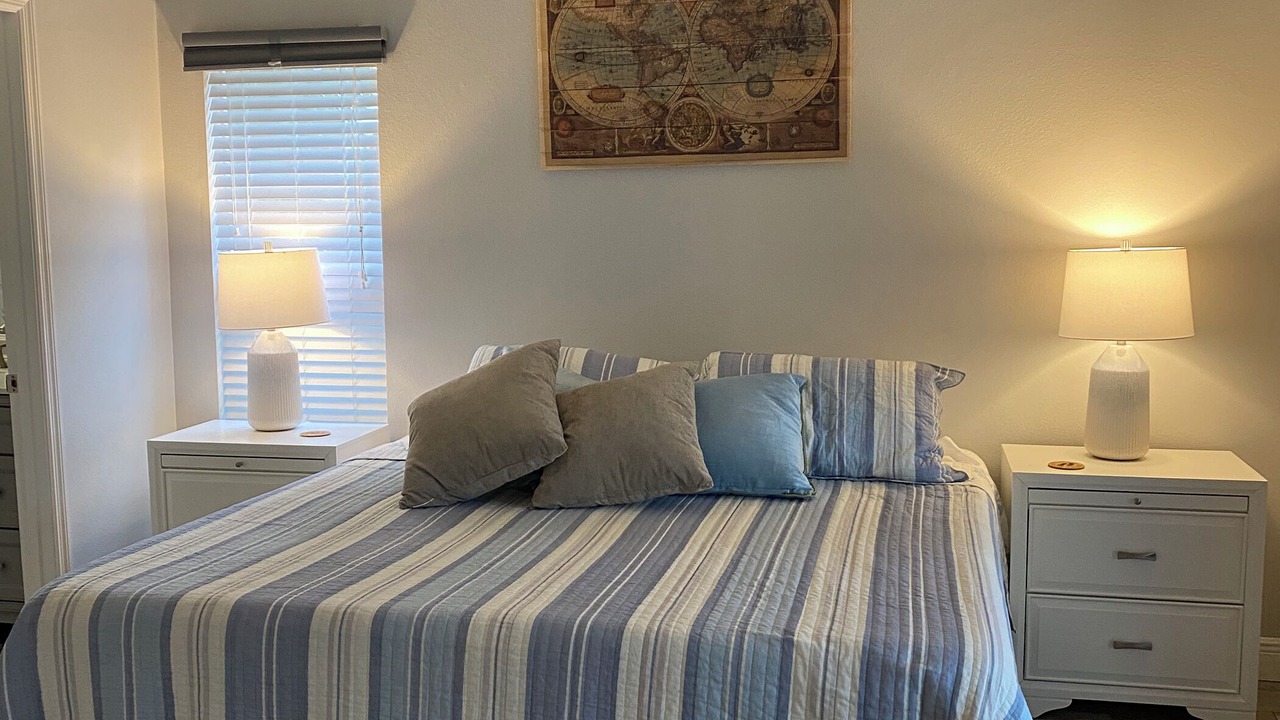 Photo of Bedroom in Lake Sarasota