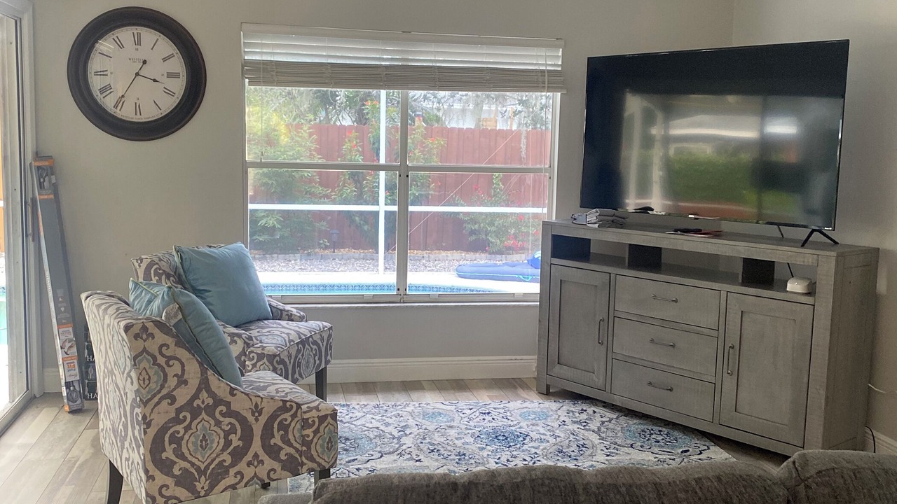 Photo of Livingroom in Lake Sarasota