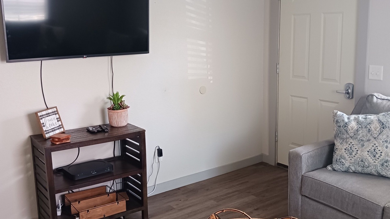 Photo of Livingroom in Gainesville