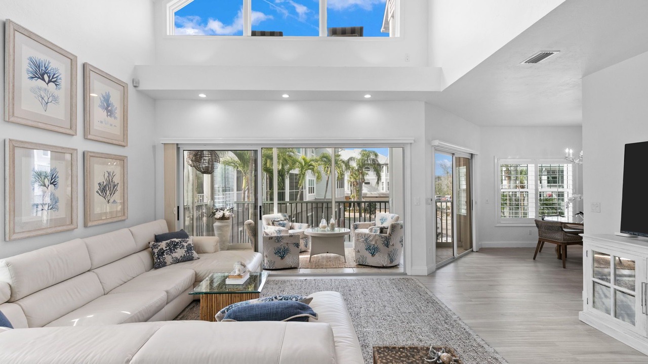 Photo of Livingroom in Bonita Springs