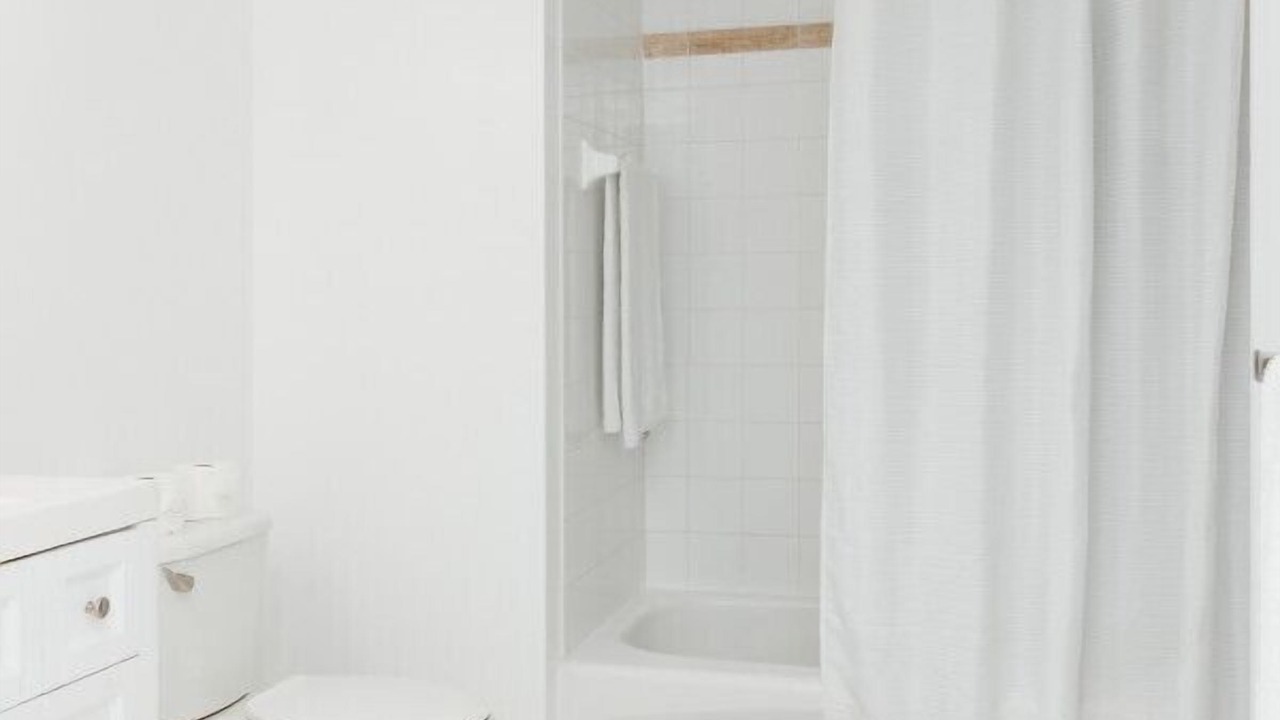 Photo of Bathroom in Brickell