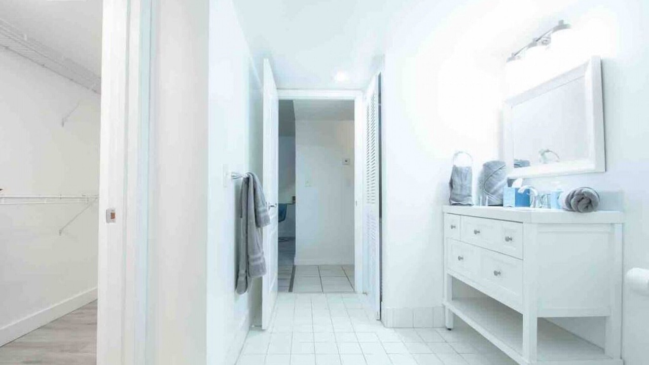 Photo of Bathroom in Brickell