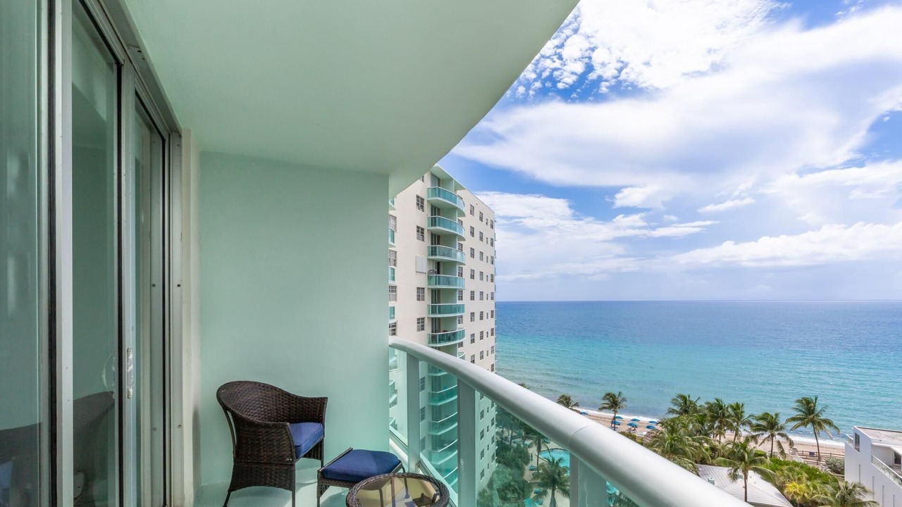 Photo of Patio Balcony in Hollywood South Central Beach