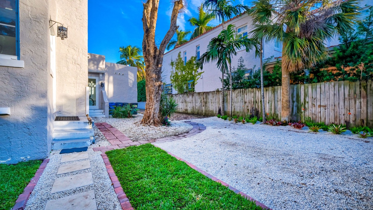 Photo of Outdoor in Bayshore