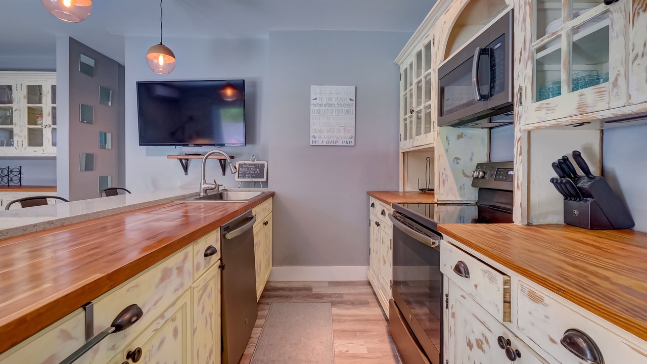 Photo of Kitchen in Bayshore