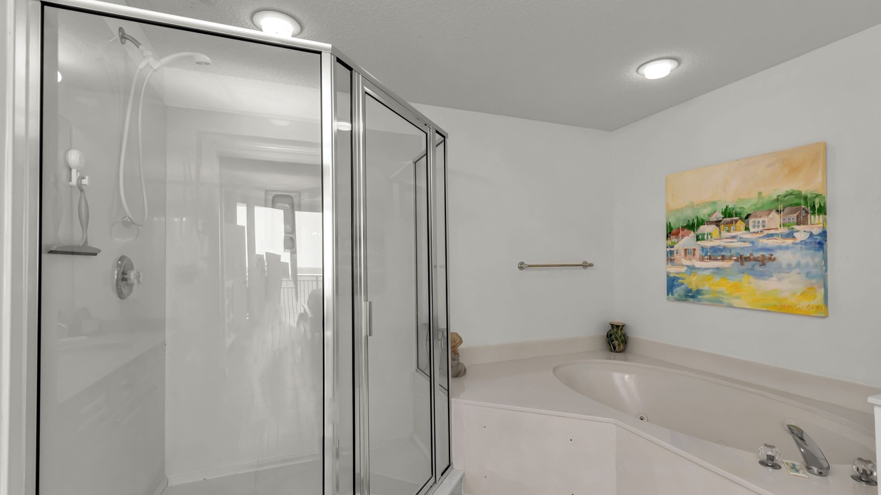 Photo of Bathroom in Navarre Beach