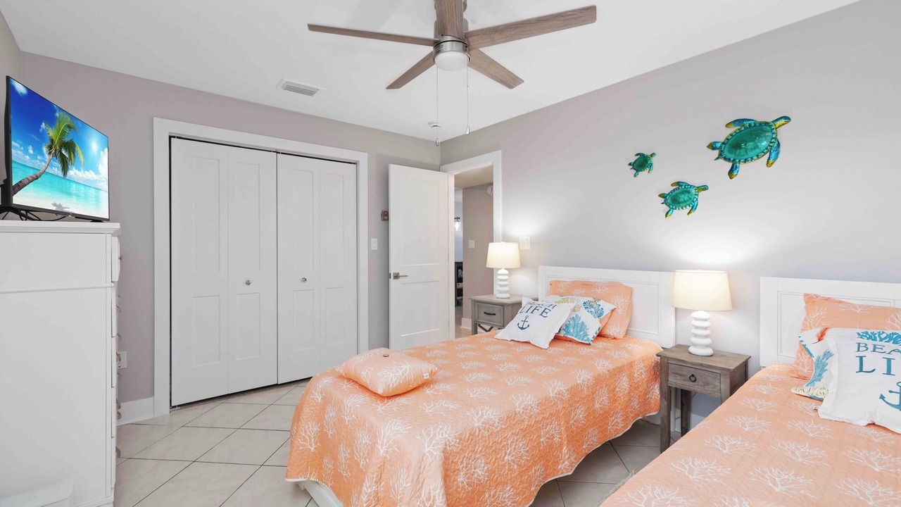 Photo of Bedroom in Bradenton Beach