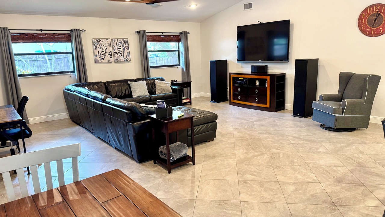 Photo of Livingroom in Westlake Village
