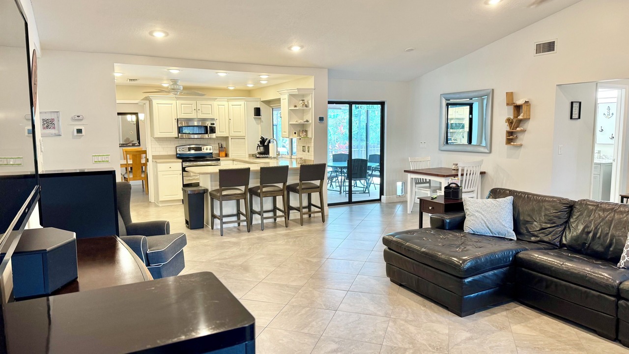 Photo of Livingroom in Westlake Village