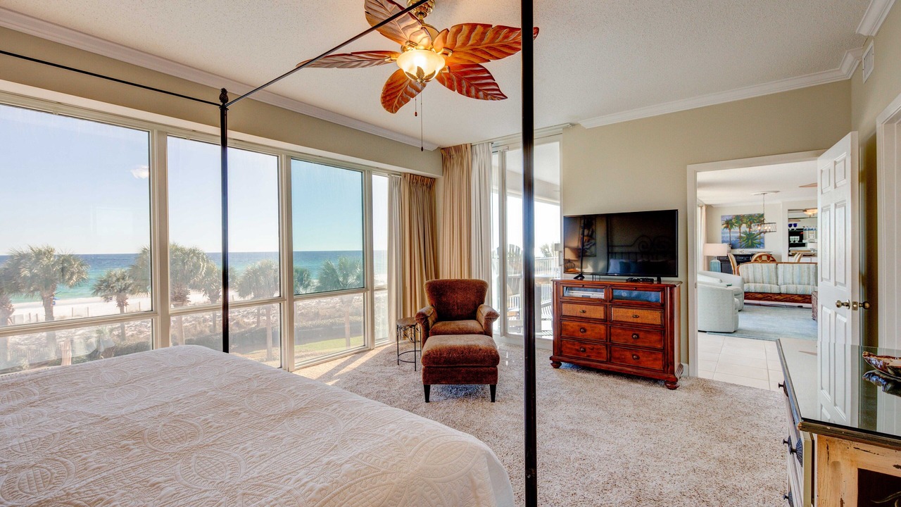 Photo of Bedroom in Holiday Isle