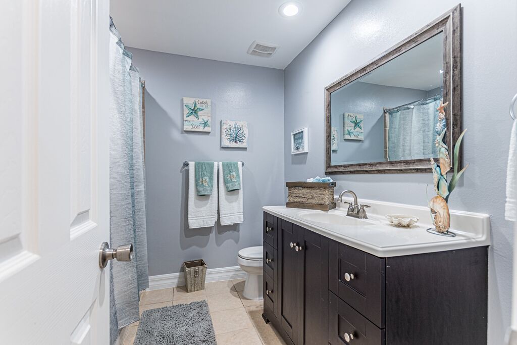 Photo of Bathroom in Apollo Beach