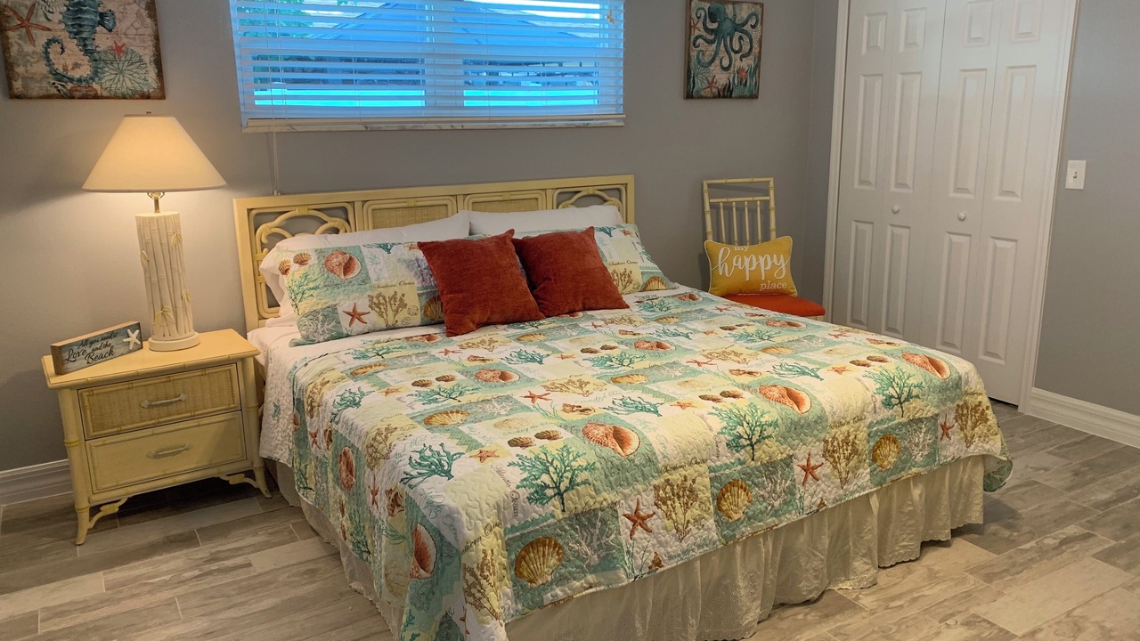 Photo of Bedroom in Apollo Beach