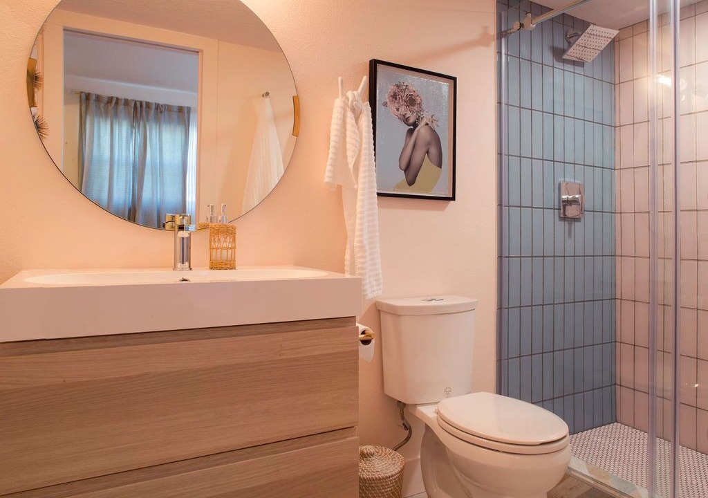 Photo of Bathroom in Pasadena On The Gulf