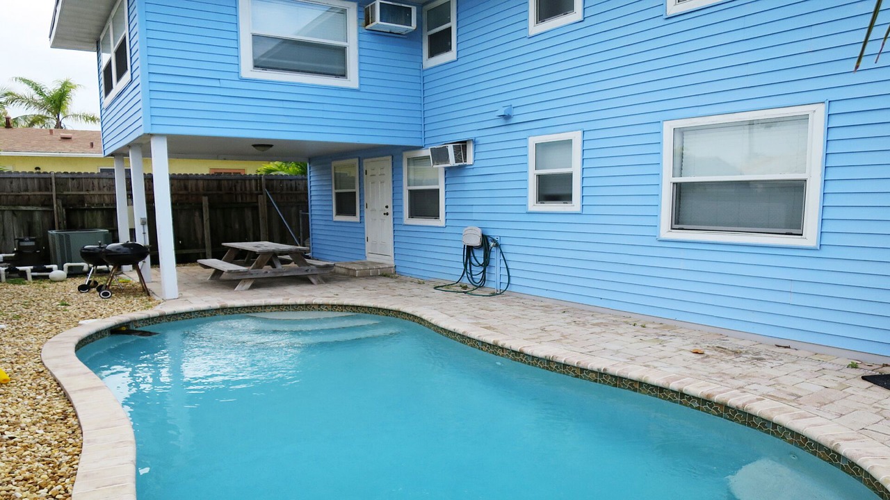 Photo of Outdoor in Ilexhurst