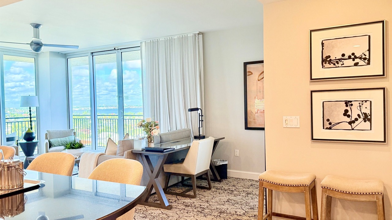 Photo of Livingroom in Singer Island