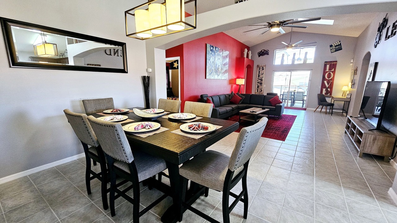 Photo of Livingroom in Windsor Palms