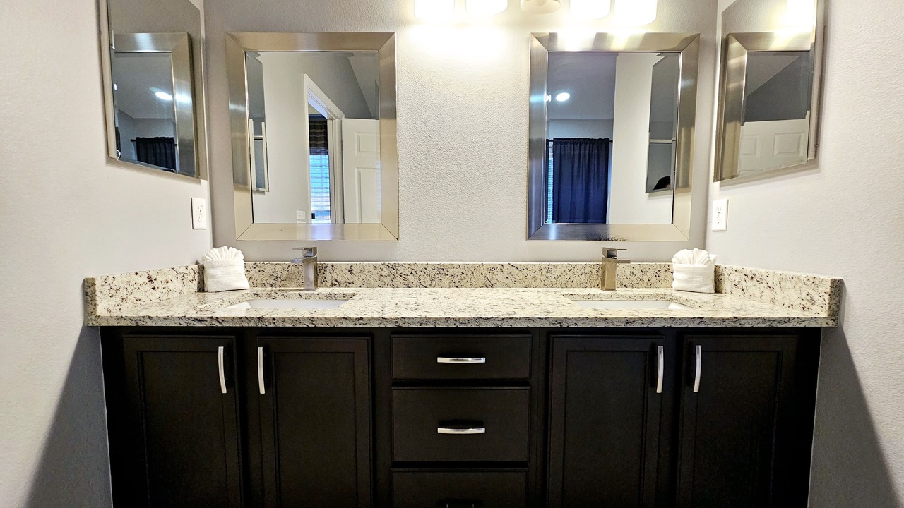 Photo of Bathroom in Windsor Palms
